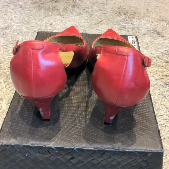 Pumps - Picture 3 of 3